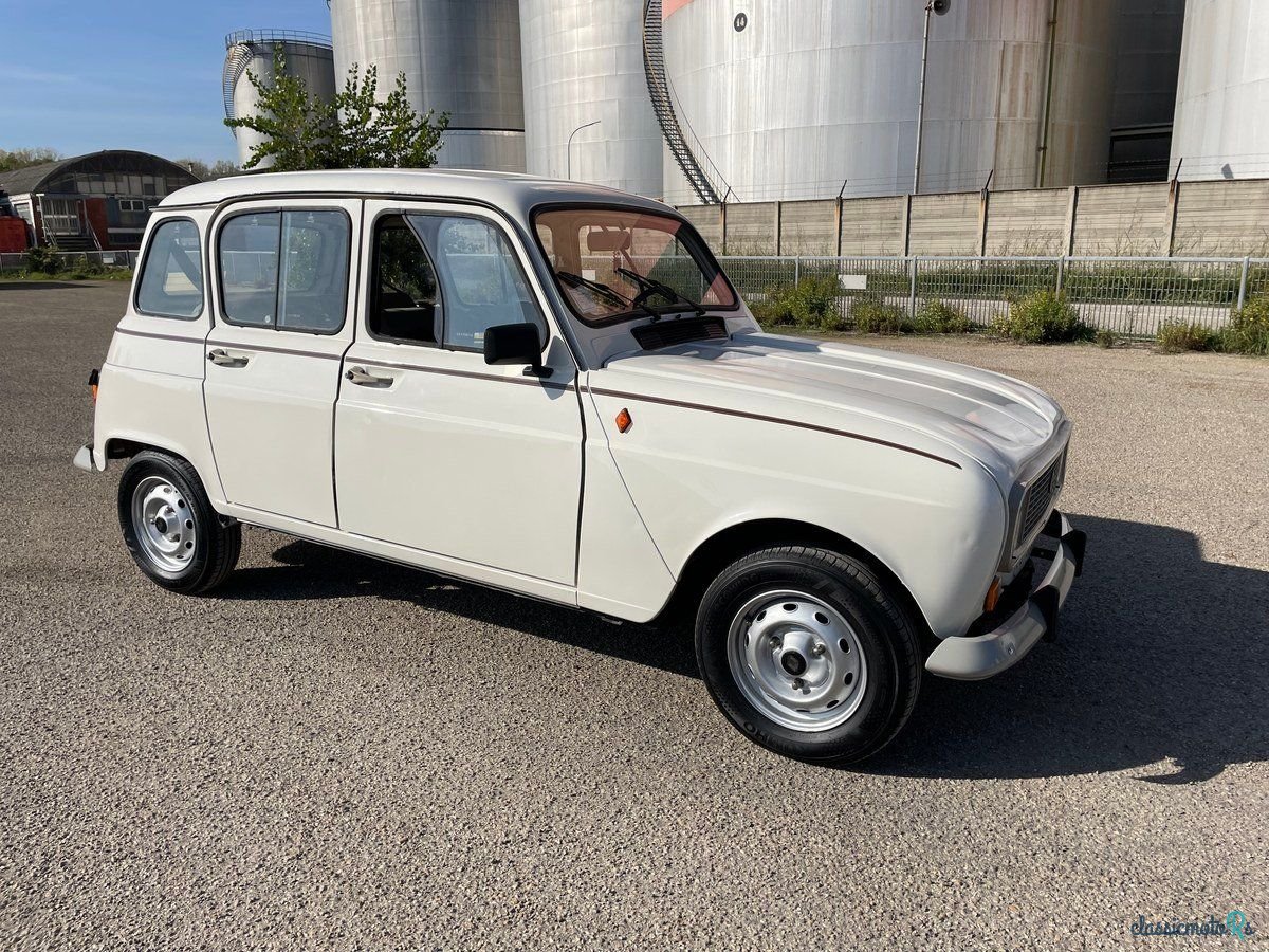 1989' Renault 4L photo #6