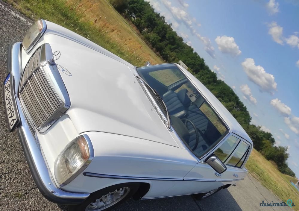 1975' Mercedes-Benz photo #1