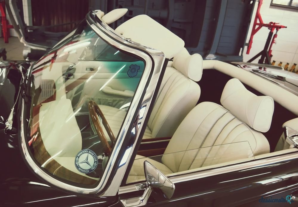 1965' Mercedes-Benz 280SL W113 photo #2
