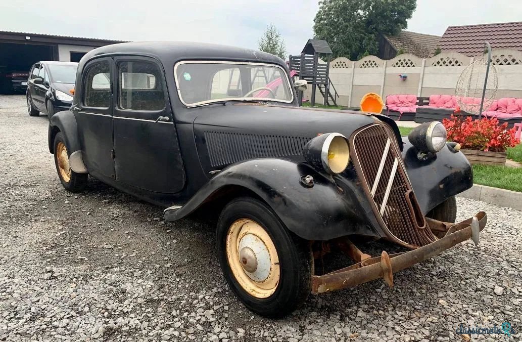 1956' Citroen Traction 11B photo #1