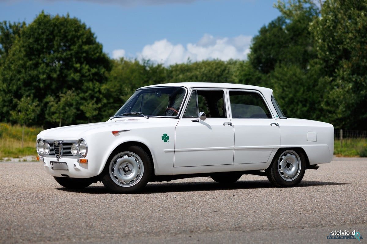 1967' Alfa Romeo Giulia photo #4