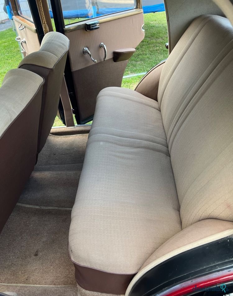 1952' Mercedes-Benz Klasa S photo #3