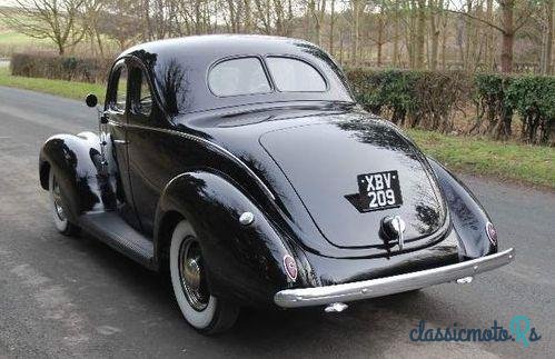 1938' Ford Coupe V8 photo #1