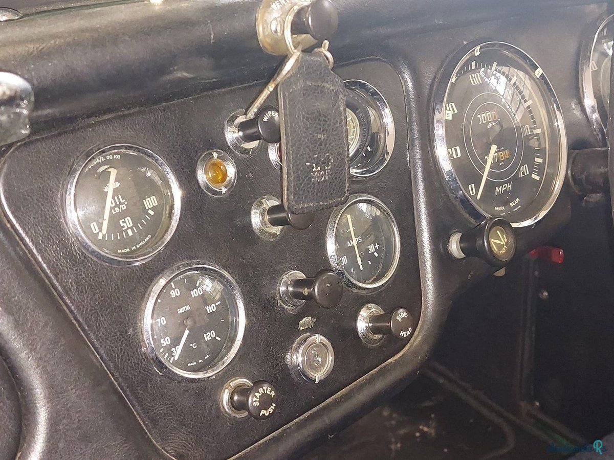 1957' Triumph TR3 photo #5