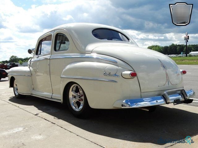 1948' Ford Deluxe photo #5