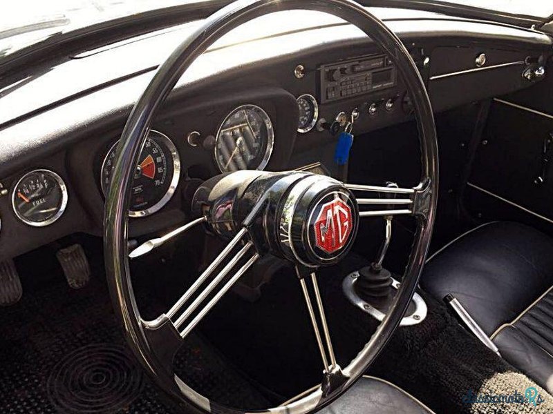 1965' MG MGB Cabriolet photo #1