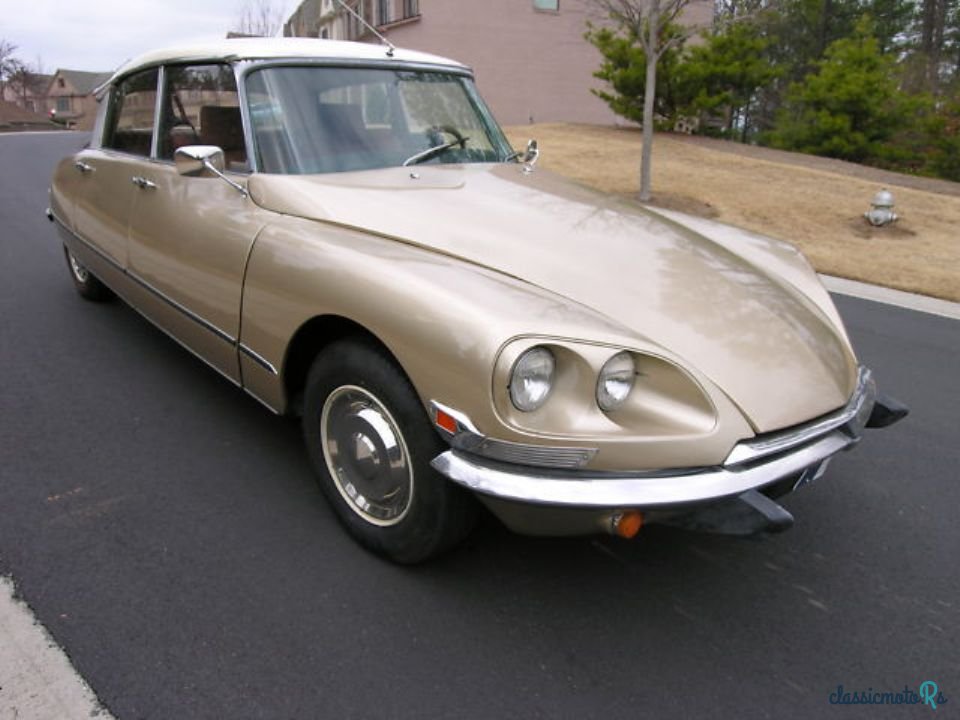 1970' Citroen DS 21-M photo #1