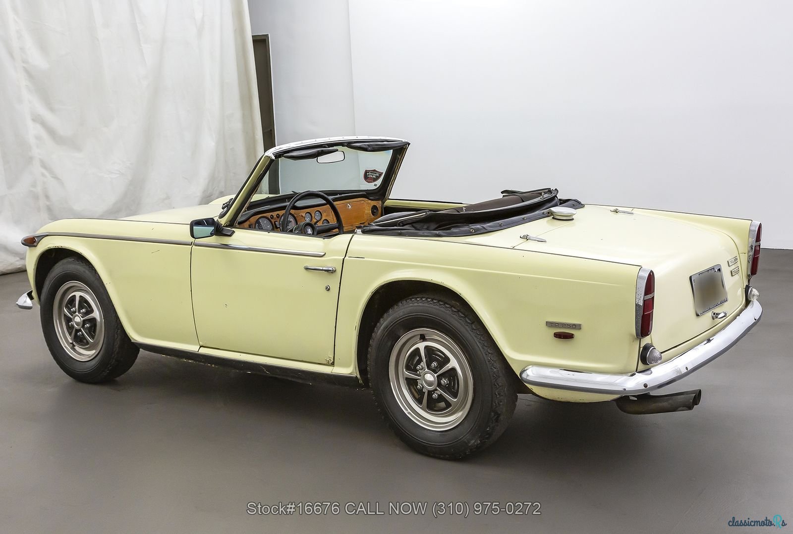 1968' Triumph TR250 photo #4