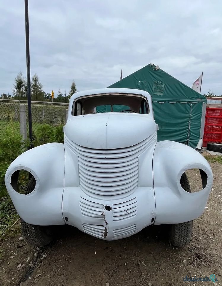 1939' Opel Kapitan photo #4