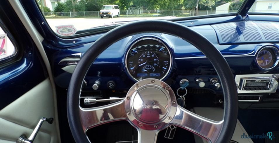 1950' Ford Custom photo #6