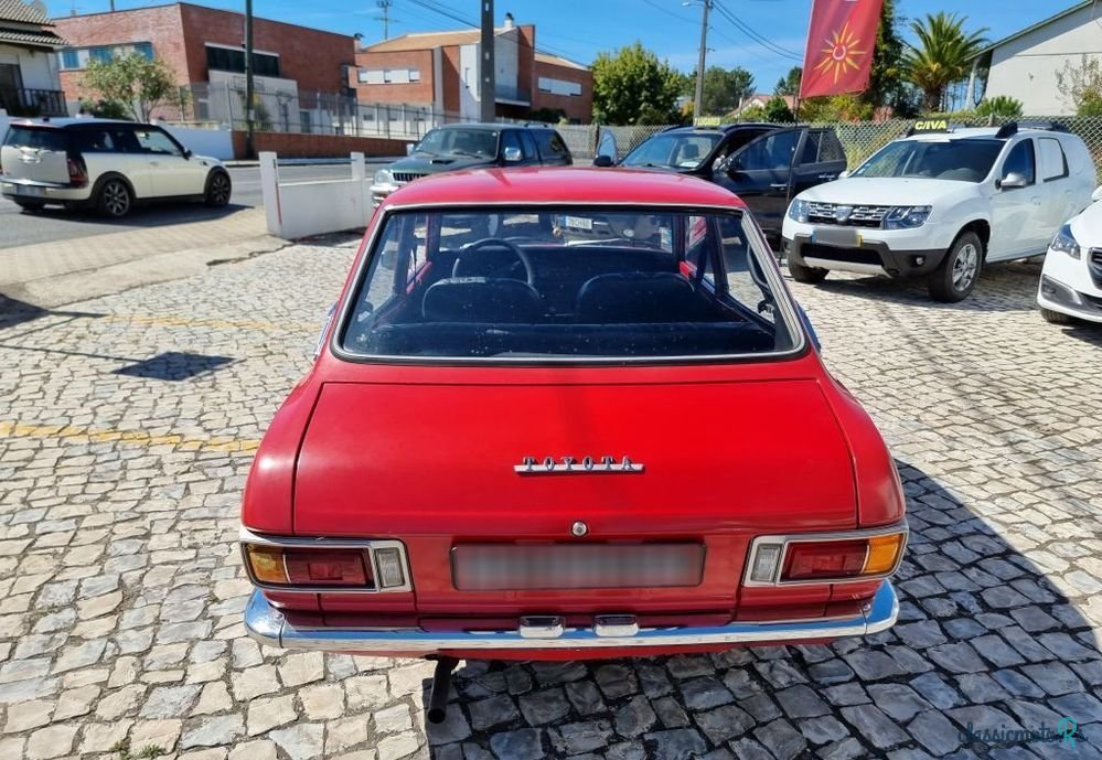 1975' Toyota Corolla photo #4