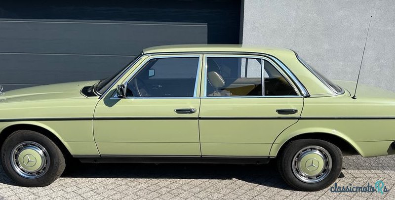 1978' Mercedes-Benz W123 photo #5