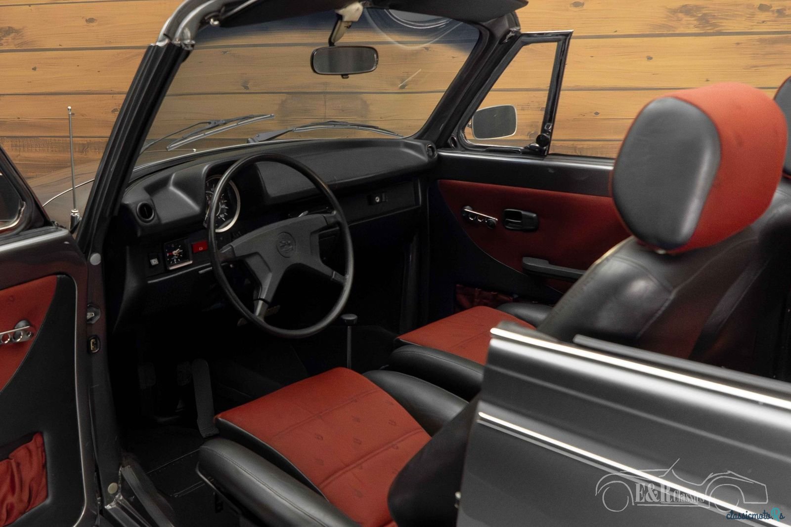 1975' Volkswagen Beetle photo #2