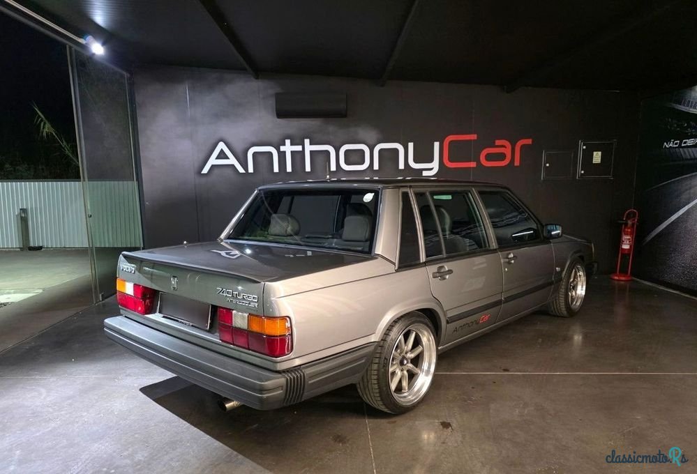 1987' Volvo 740 photo #5