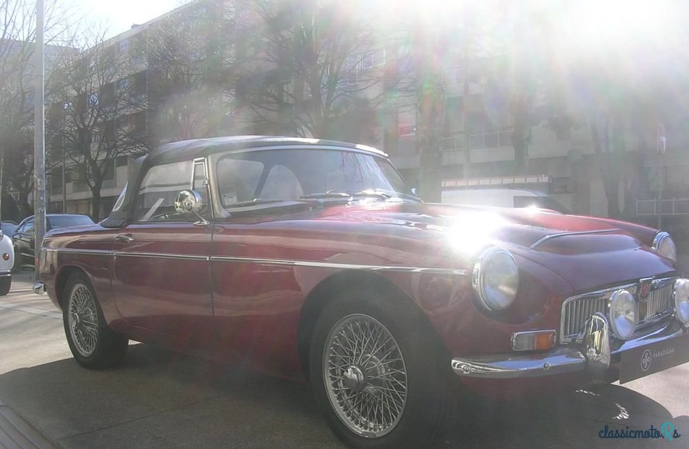 1969' MG MGC photo #3