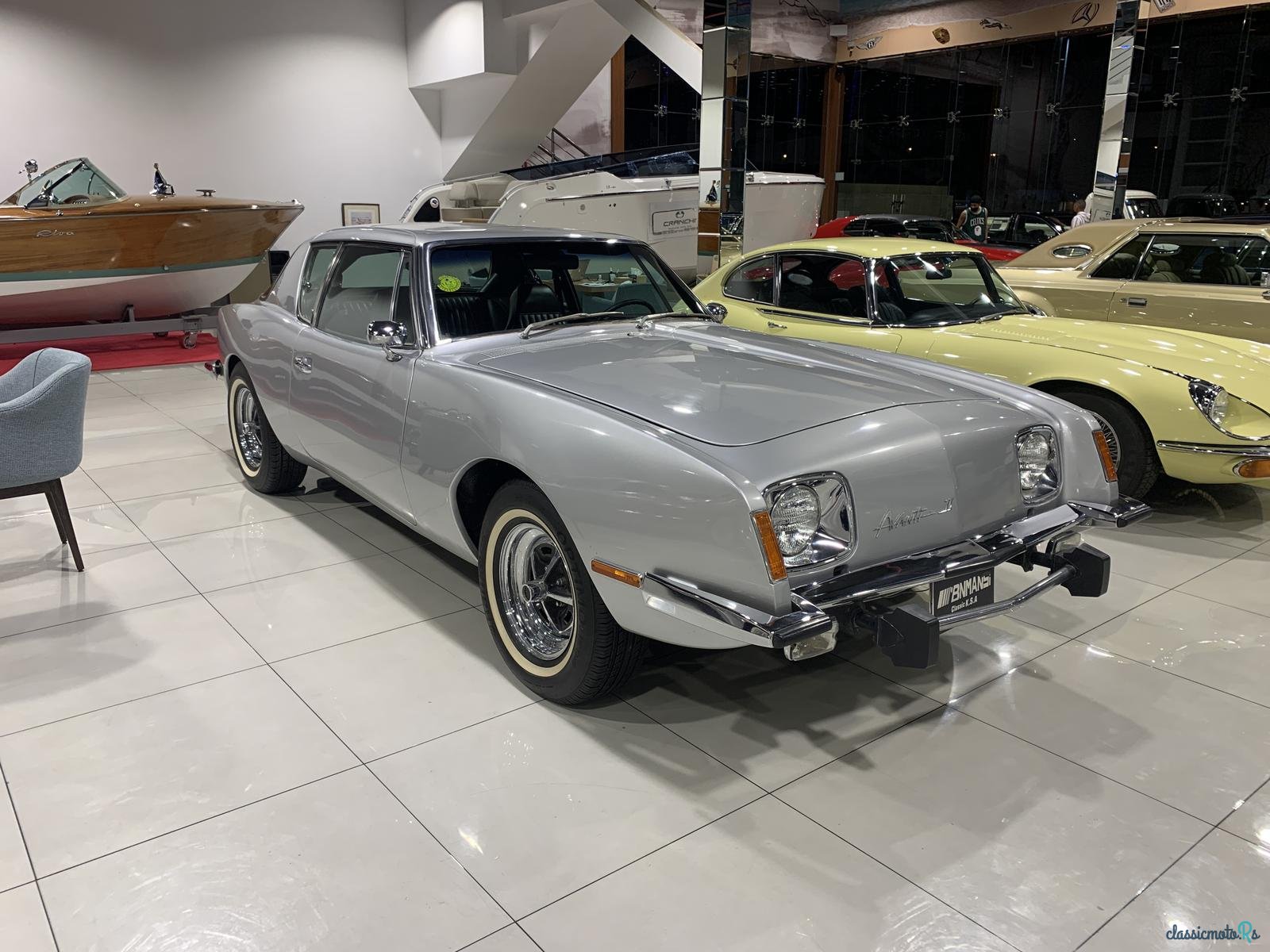 1976' Avanti II photo #3