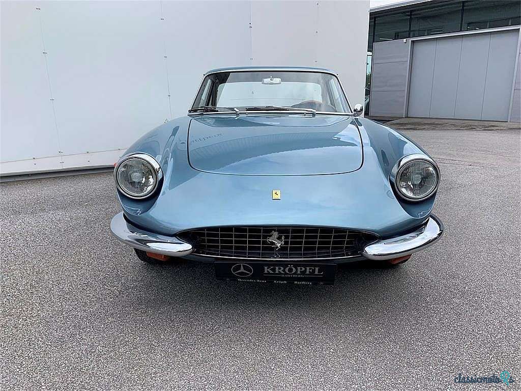 1967' Ferrari Modena 330 GT photo #2