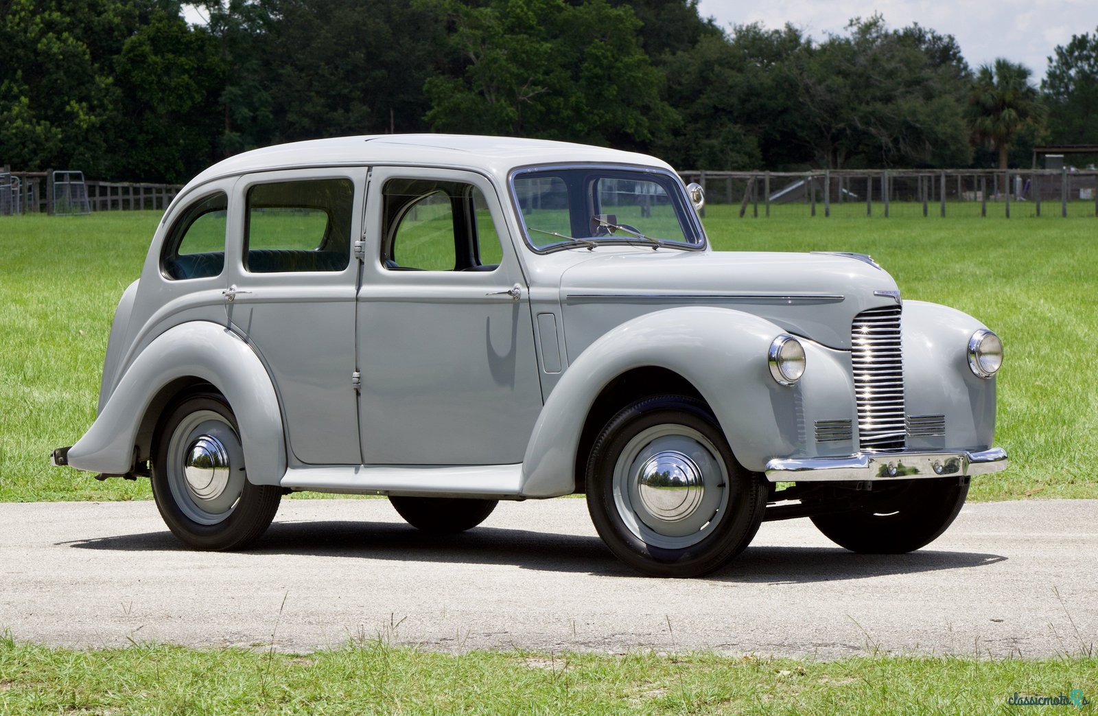 1948' Hillman Minx photo #2