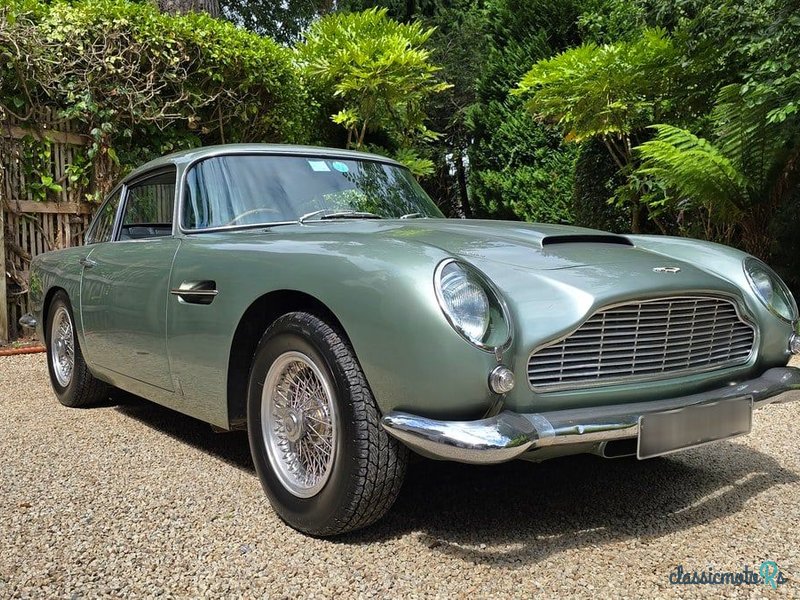 1965' Aston Martin DB5 photo #6