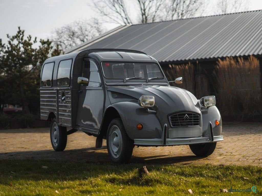 1974' Citroen 2CV photo #4