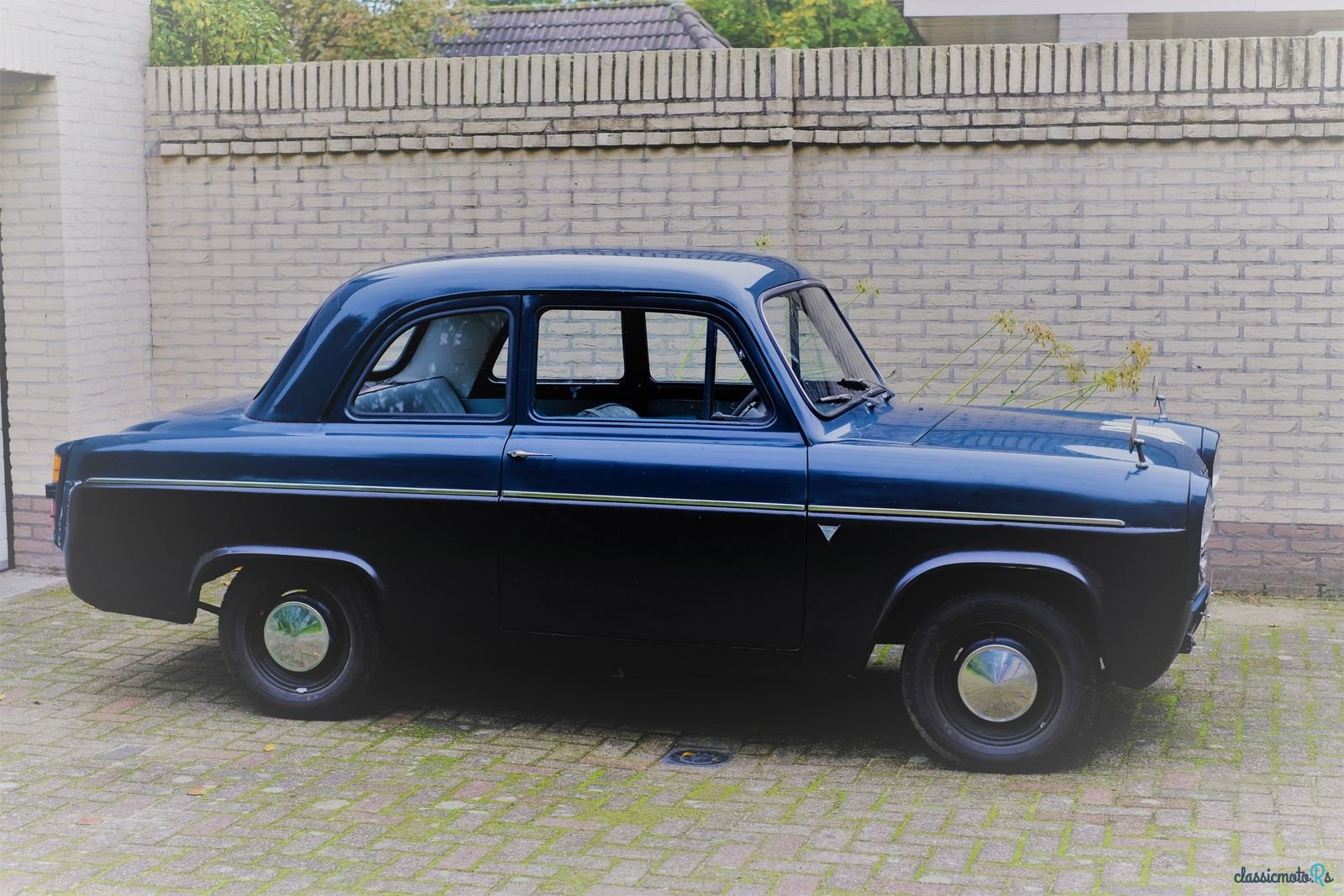 1959' Ford Anglia photo #1