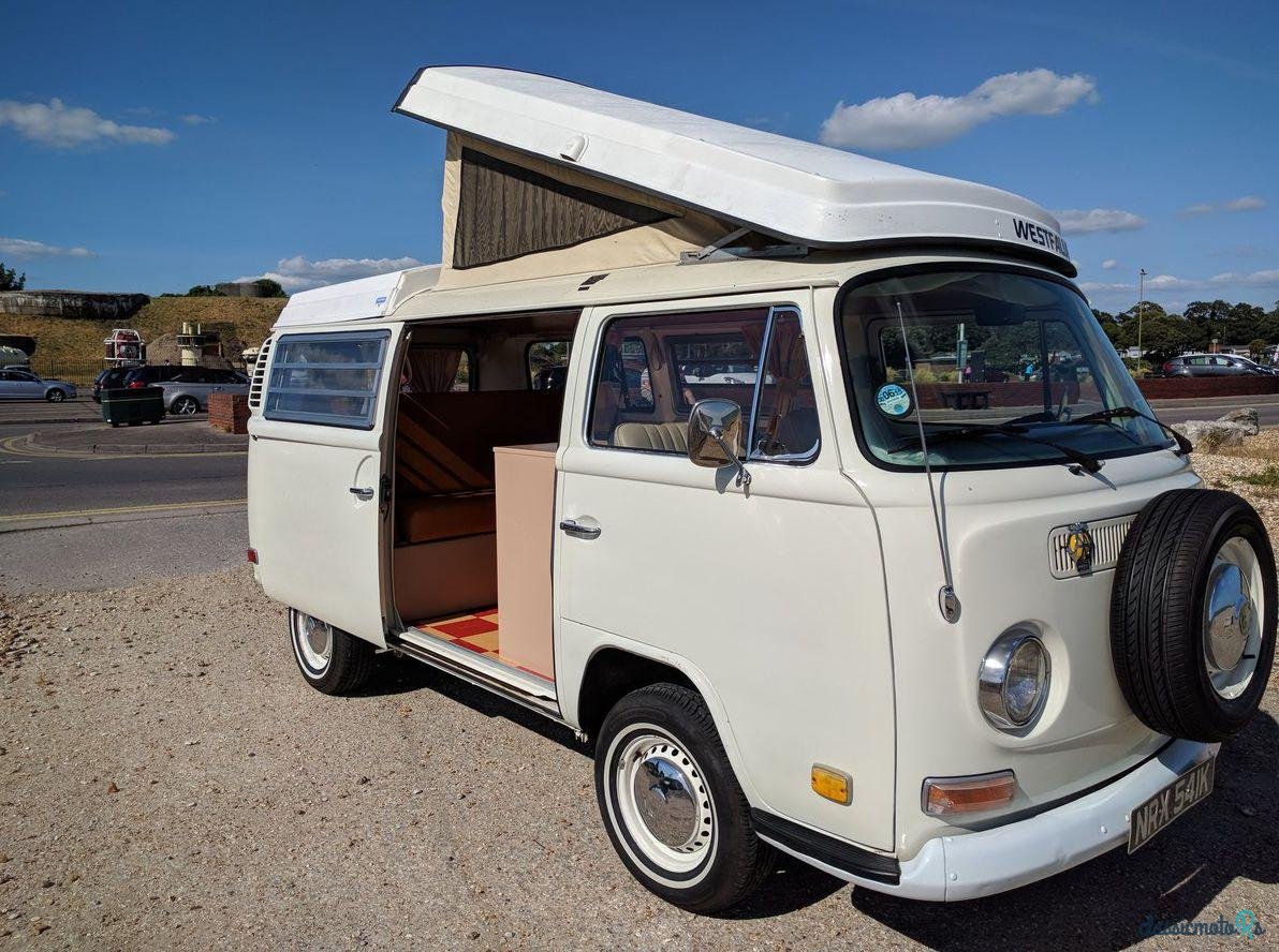 1971' Volkswagen Camper T2 Bay Window photo #2