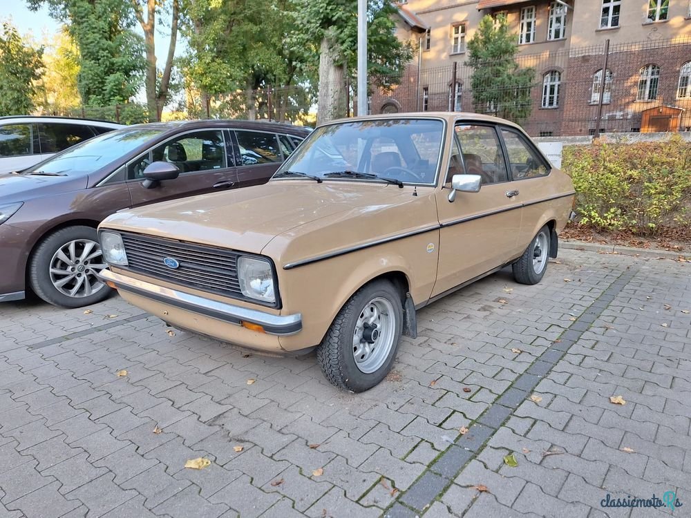 1979' Ford Escort photo #4