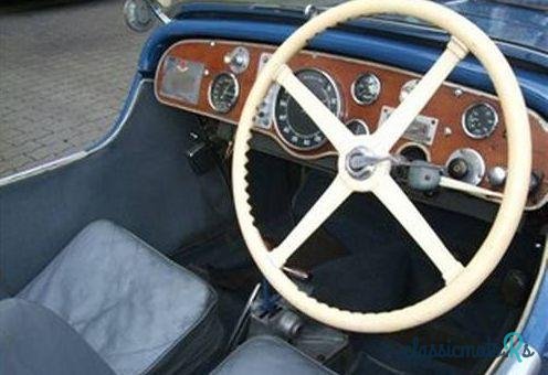 1930' Aston Martin photo #4