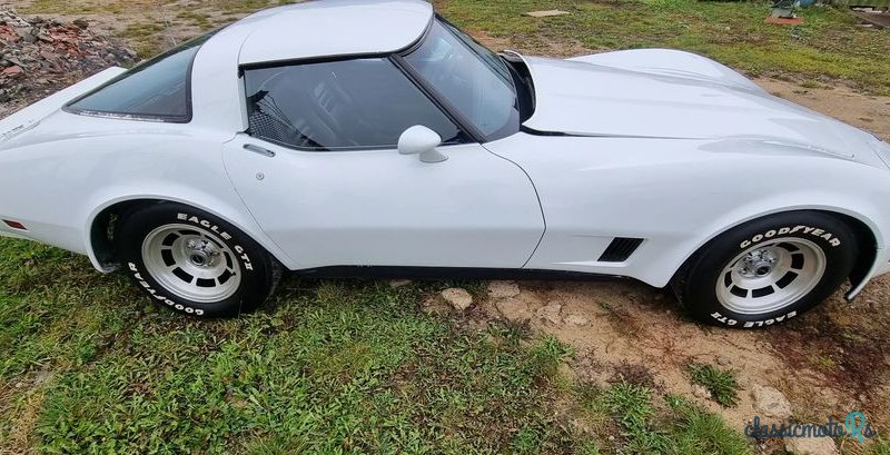 1980' Chevrolet Corvette photo #6