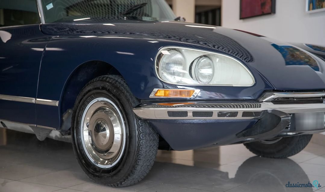 1973' Citroen DS photo #3