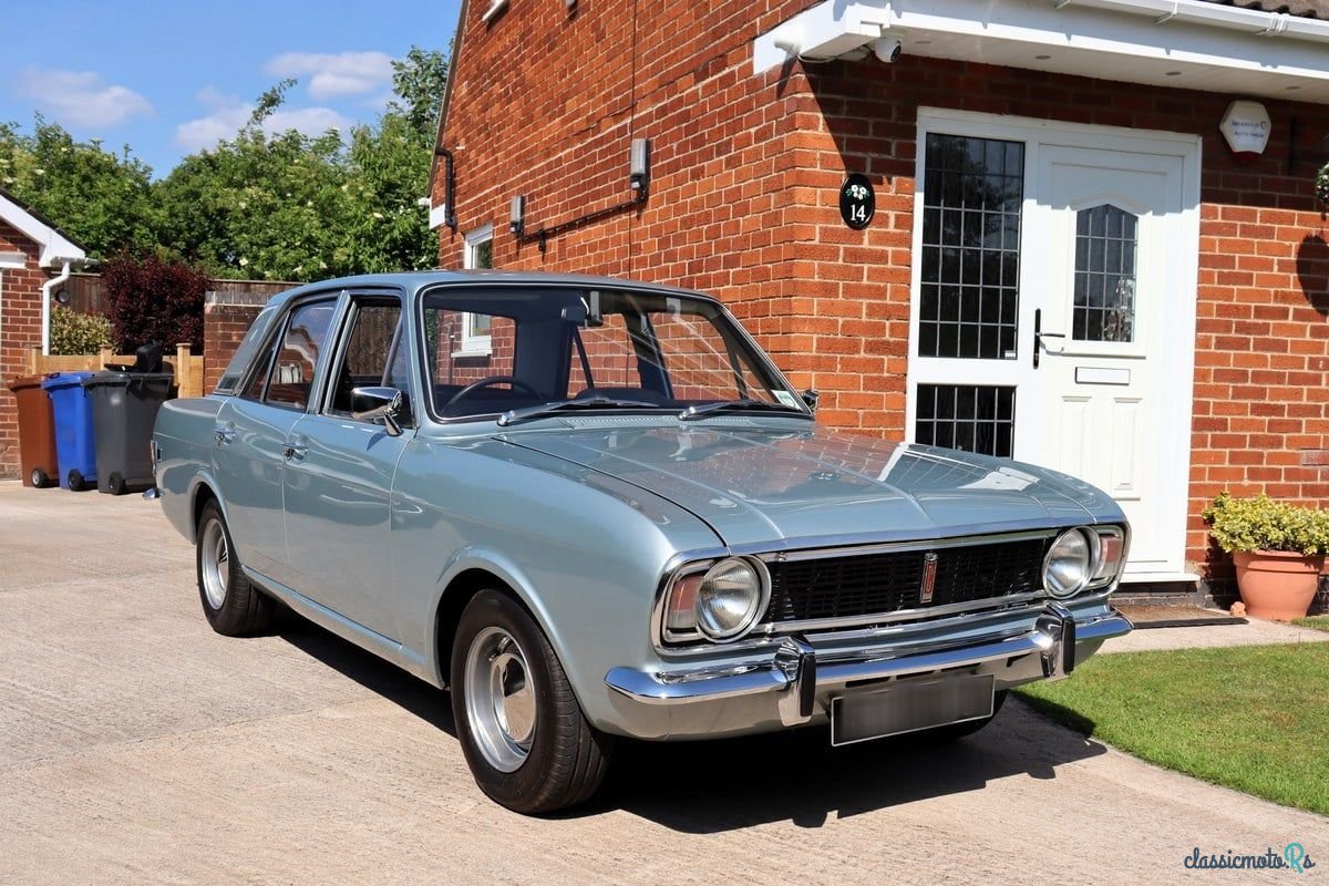 1967' Ford Cortina photo #1
