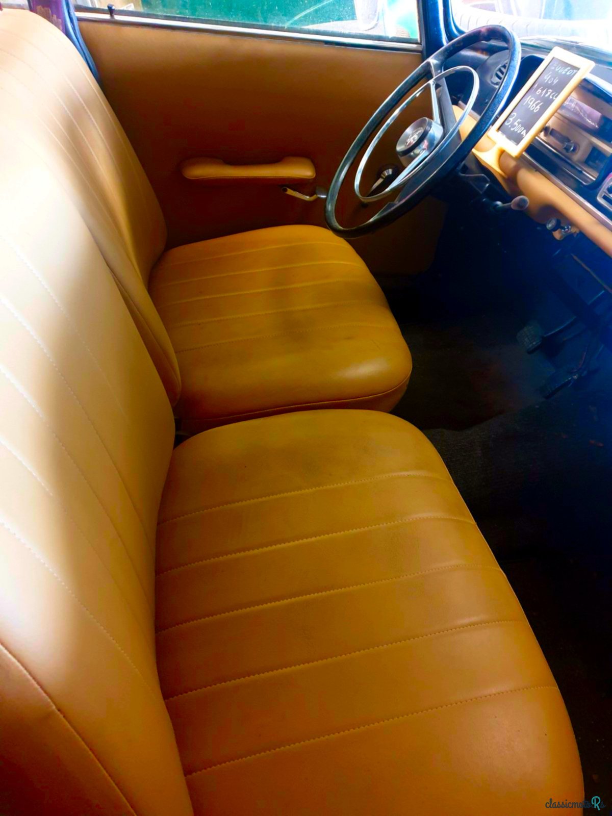 1966' Peugeot 404 photo #2