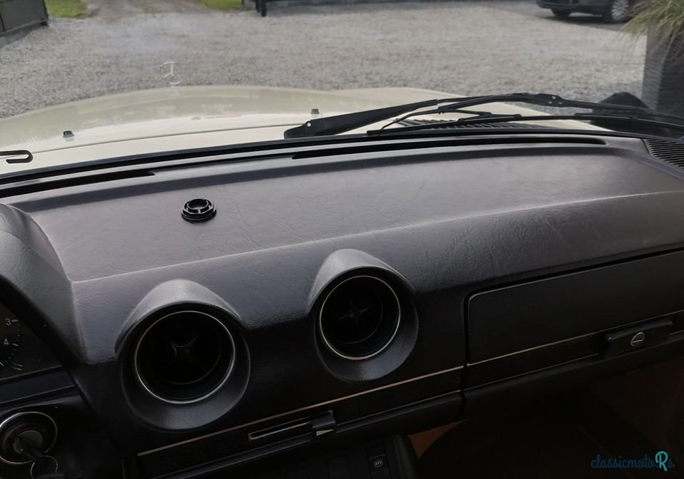 1980' Mercedes-Benz W123 photo #5