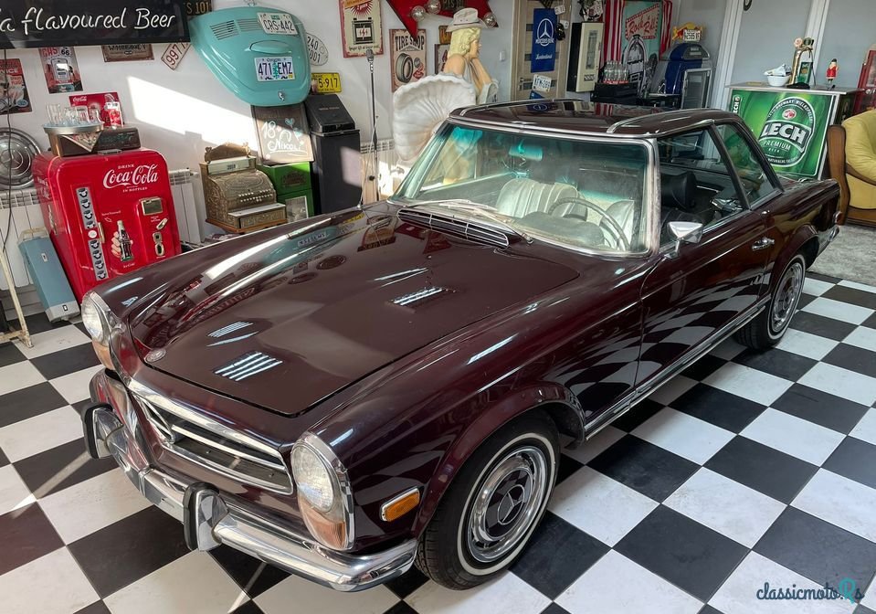 1969' Mercedes-Benz 280 SL Pagoda photo #3