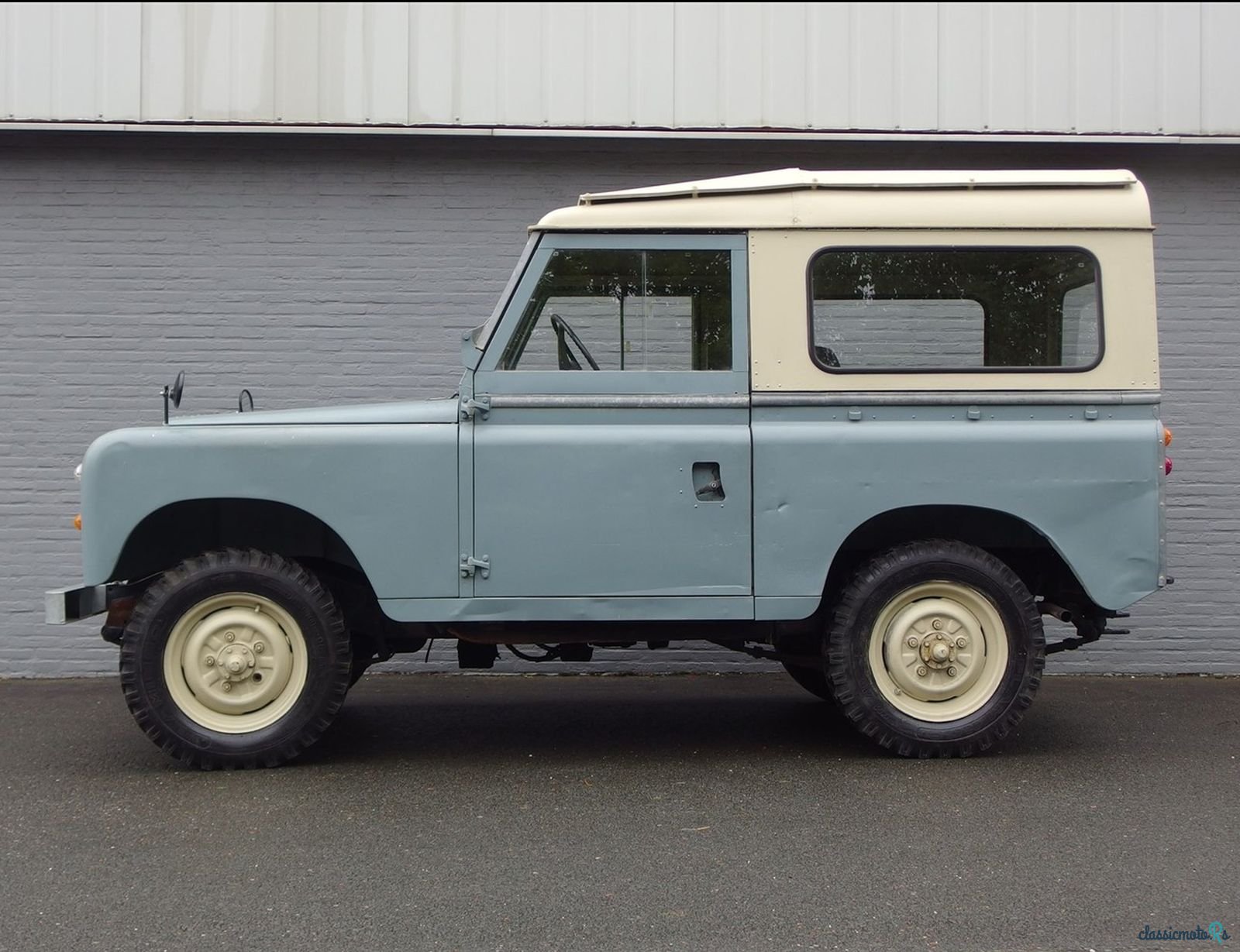 1974' Land Rover Series 3 photo #6