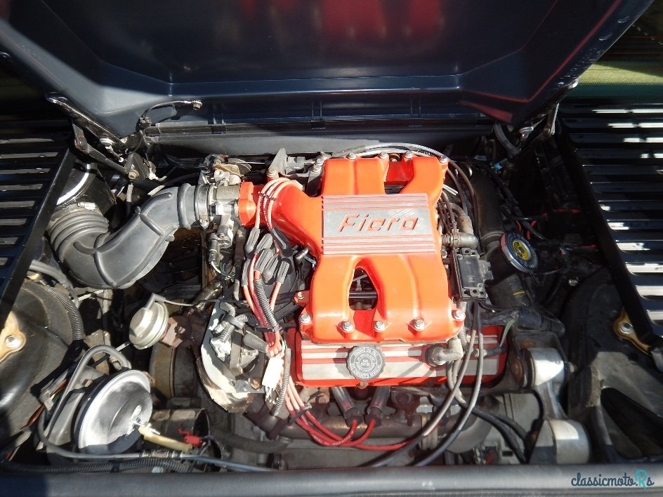 1988' Pontiac Fiero photo #6