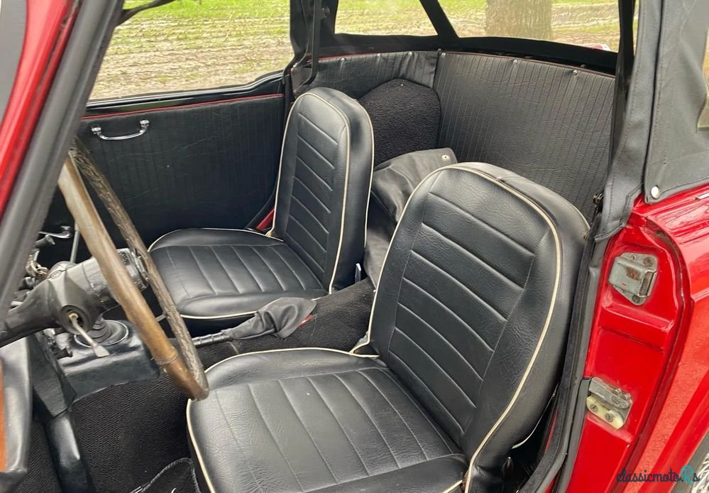 1966' Triumph TR4 photo #6