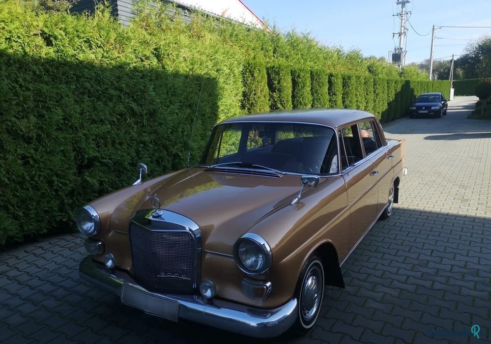 1967' Mercedes-Benz 200D W110 photo #1