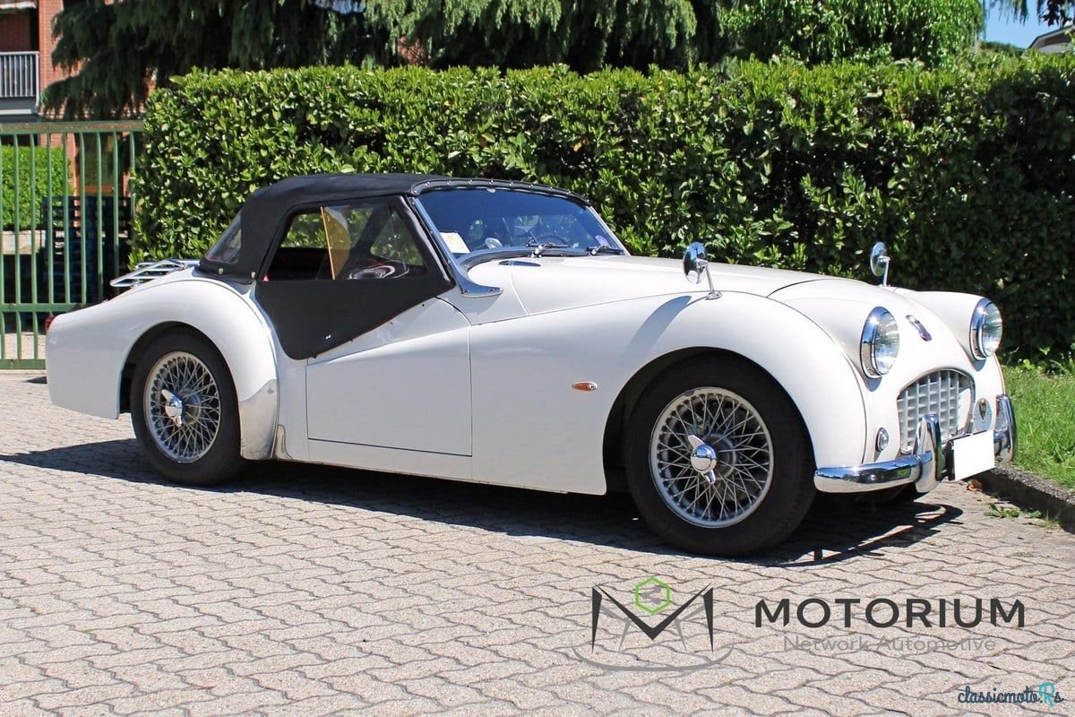 1957' Triumph TR3 photo #3