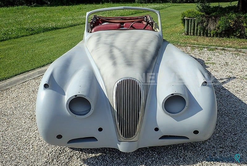 1953' Jaguar Xk120 photo #2