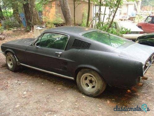 1967' Ford Mustang Fastback photo #2