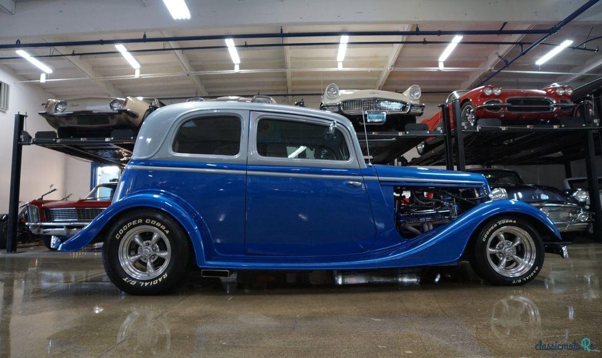 1933' Ford Victoria photo #1