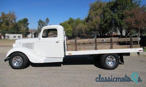 1936' Ford Model 68 Stakebed photo #1
