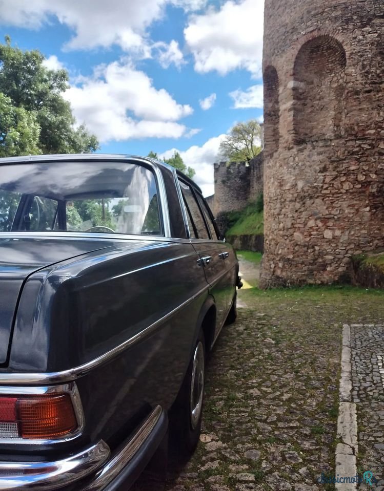 1967' Mercedes-Benz S 250 for sale. Portugal