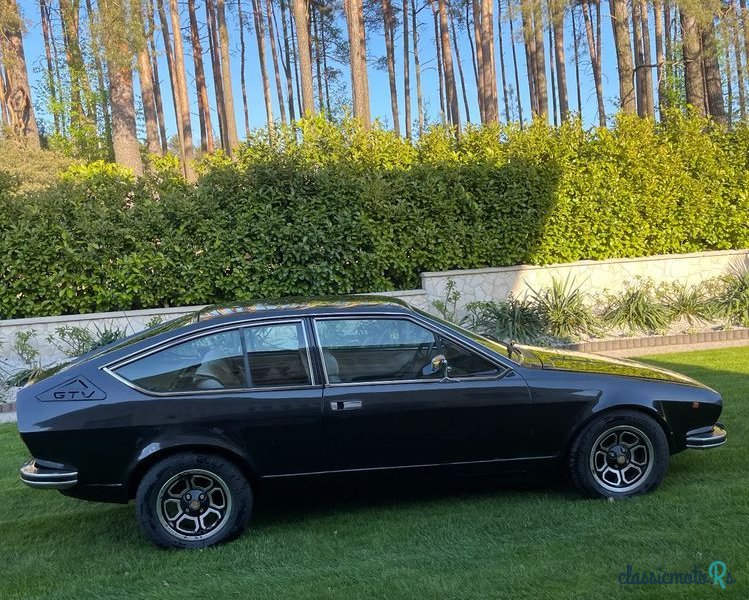 1977' Alfa Romeo GTV photo #5