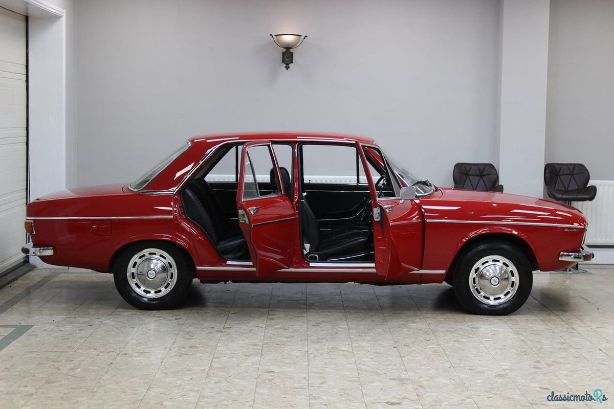 1973' Audi 100 photo #3