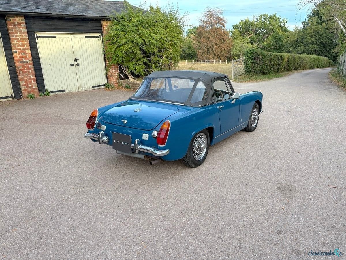 1970' MG Midget photo #2