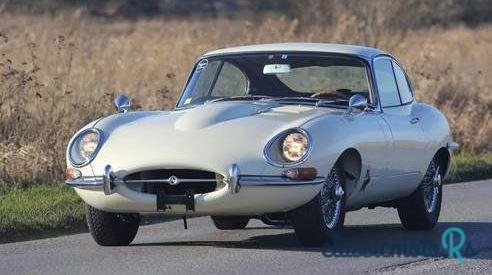 1962' Jaguar E Type Series 1 3.8 Coupe photo #3