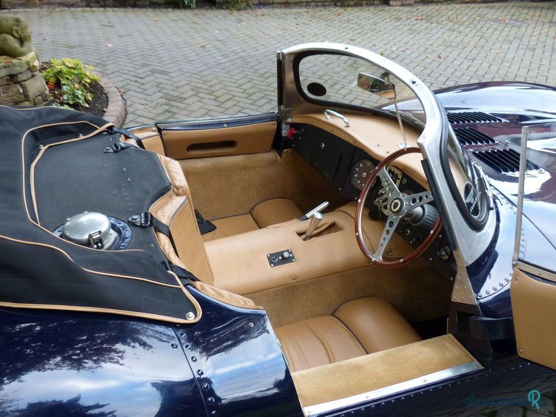 1968' Jaguar Xkss Replica photo #5