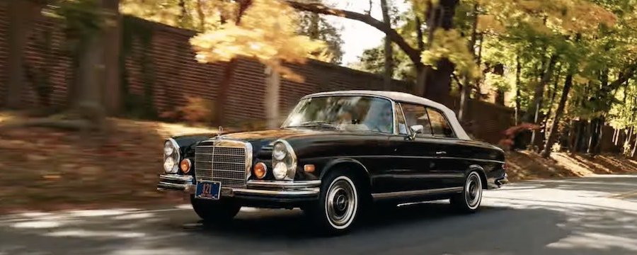 Family-Owned Mercedes-Benz Stayed 30 Years in Storage, Now It Looks Better Than New